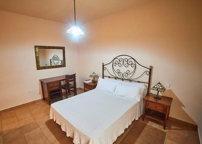 In With Volcano View Pool لا أوليفا