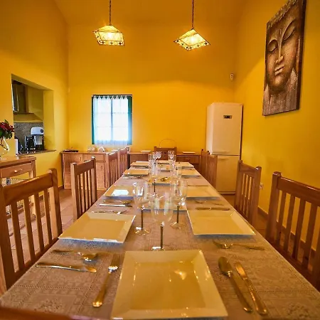 Vakantiehuis In With Volcano View Pool